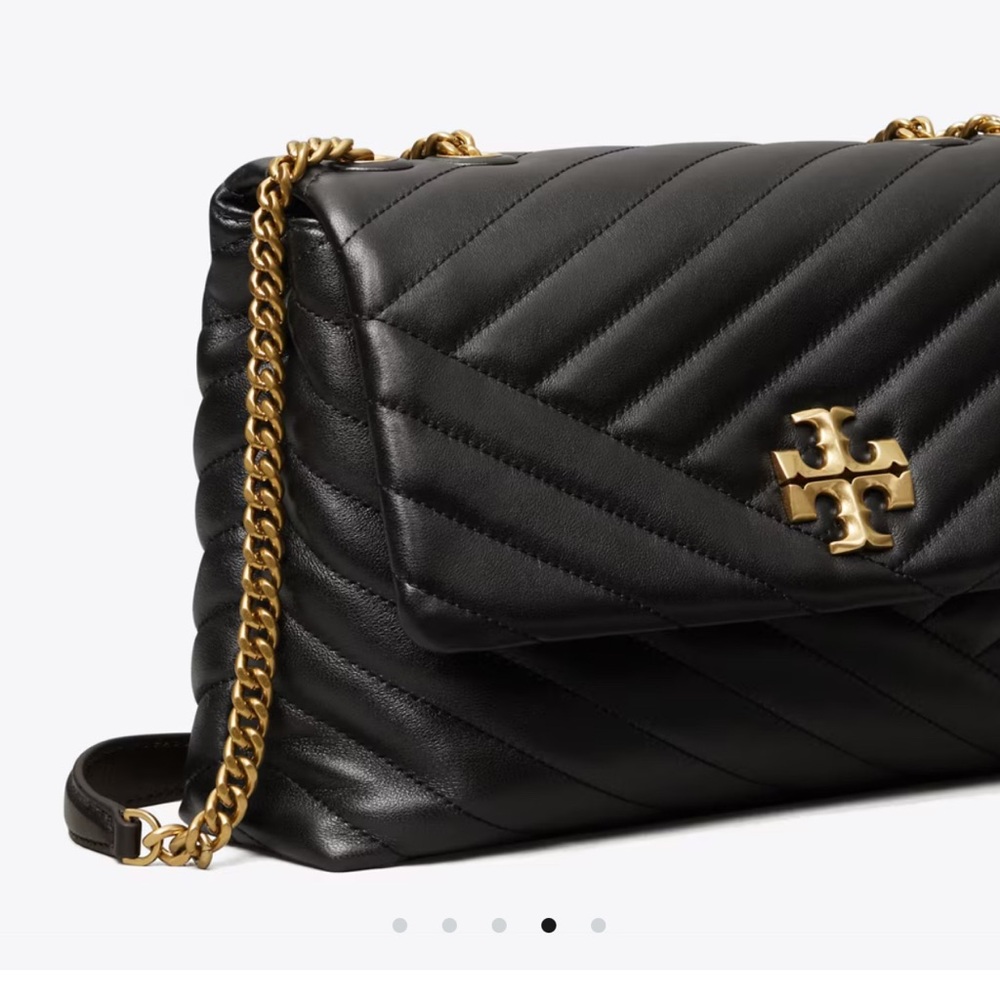 Tory Burch Kira Chevron Large Quilted Leather Shoulder Bag. Convertible strap. - Picture 3 of 15